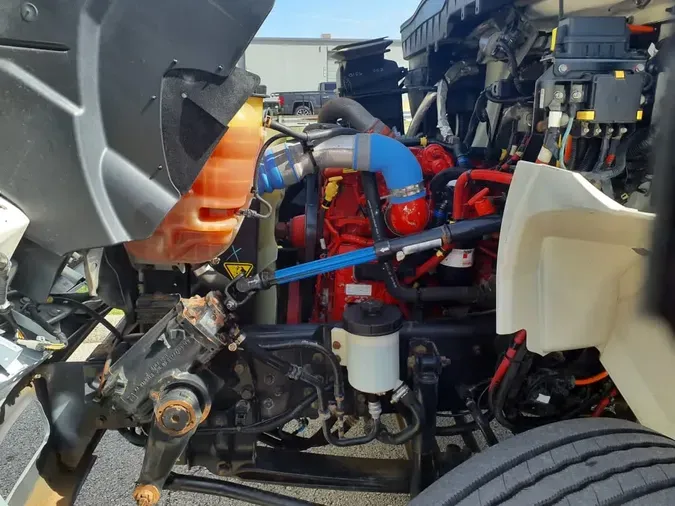 2018 NAVISTAR INTERNATIONAL 4300