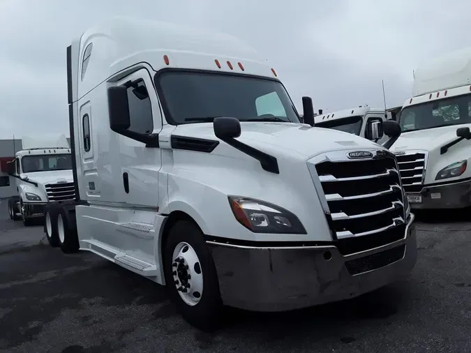 2019 FREIGHTLINER NEW CASCADIA PX12664