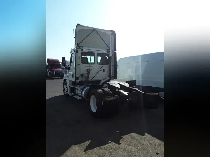 2020 FREIGHTLINER CASCADIA 125