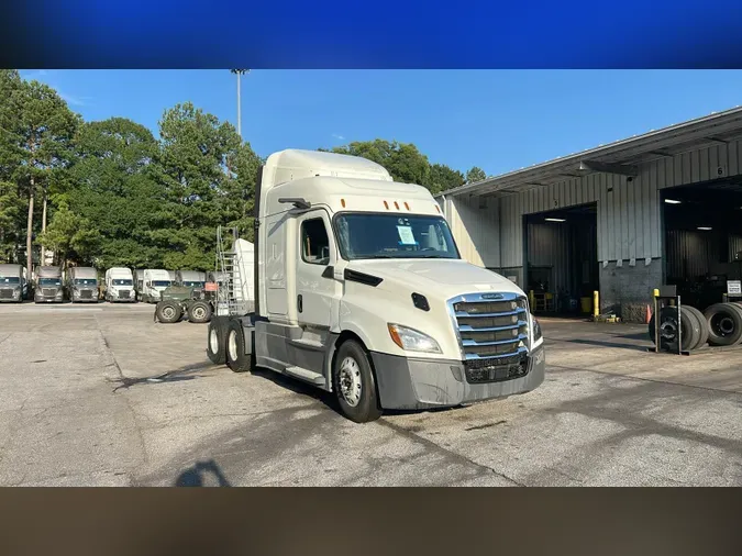2020 Freightliner Cascadia 126787ed5df96bf15e88f8a596924adcdea
