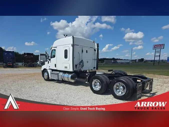 2019 FREIGHTLINER CA126