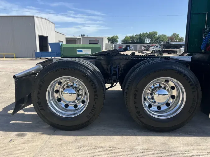 2023 Peterbilt 579