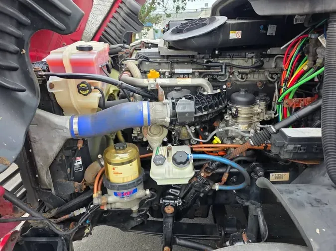 2019 FREIGHTLINER/MERCEDES CASCADIA 125