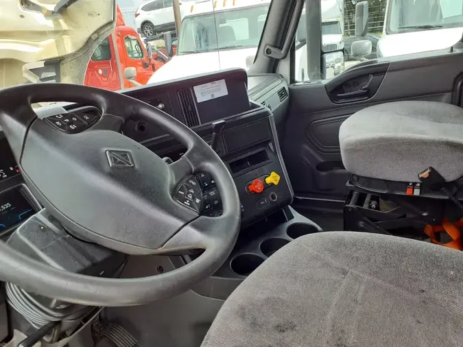 2019 NAVISTAR INTERNATIONAL LT625 SLPR CAB