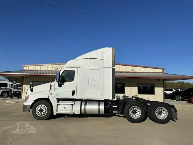 2018 FREIGHTLINER CASCADIA 125