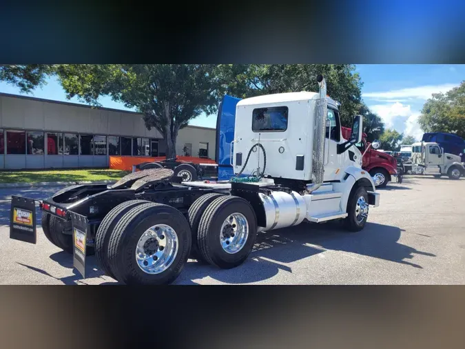 2020 Peterbilt 567