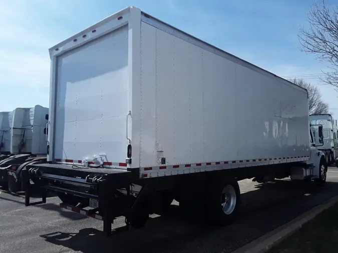 2017 FREIGHTLINER/MERCEDES M2 106