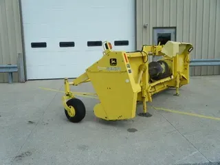 2001 JOHN DEERE 640A