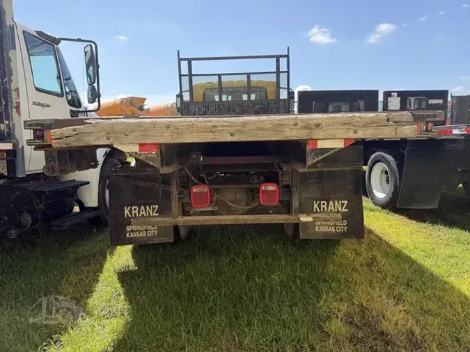 2004 INTERNATIONAL DURASTAR 4300