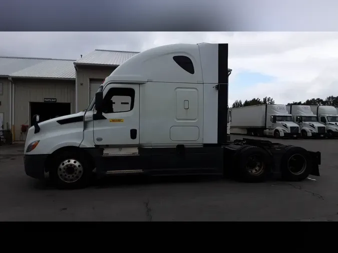 2020 Freightliner Cascadia