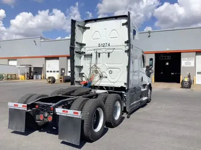 2021 Freightliner Cascadia