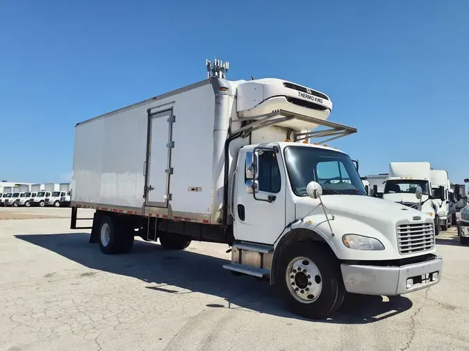 2018 FREIGHTLINER M2 106