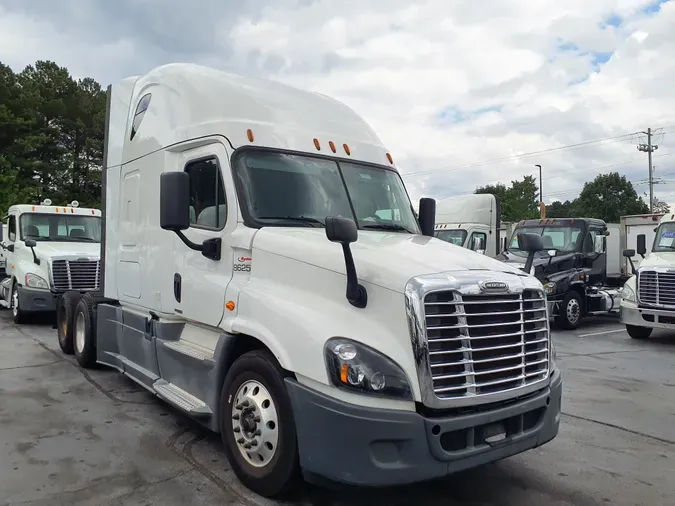 2019 FREIGHTLINER/MERCEDES CASCADIA 125