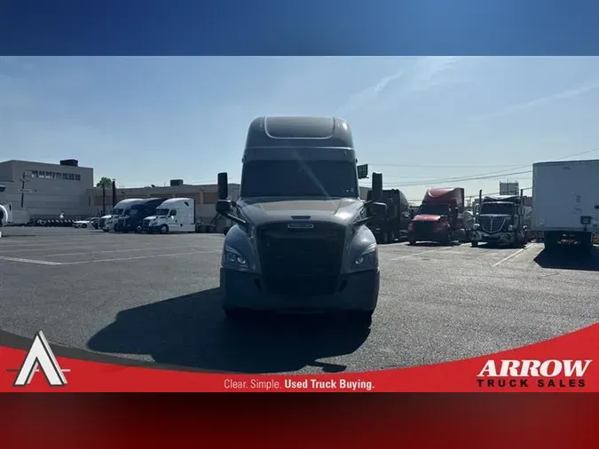 2020 FREIGHTLINER CASCADEVO1