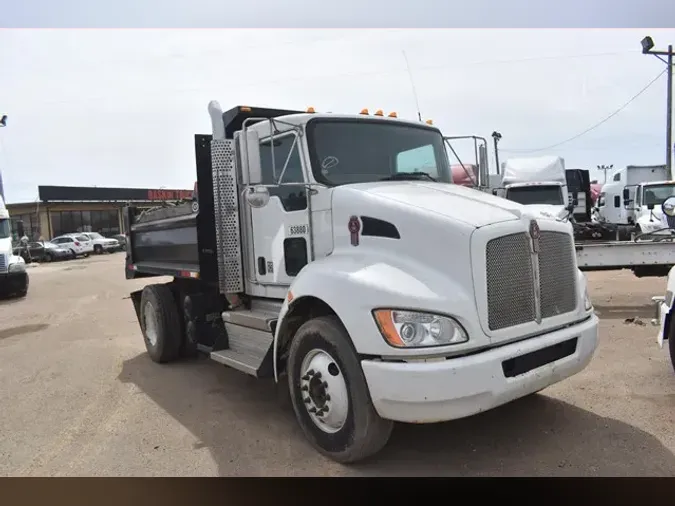 2018 KENWORTH T270