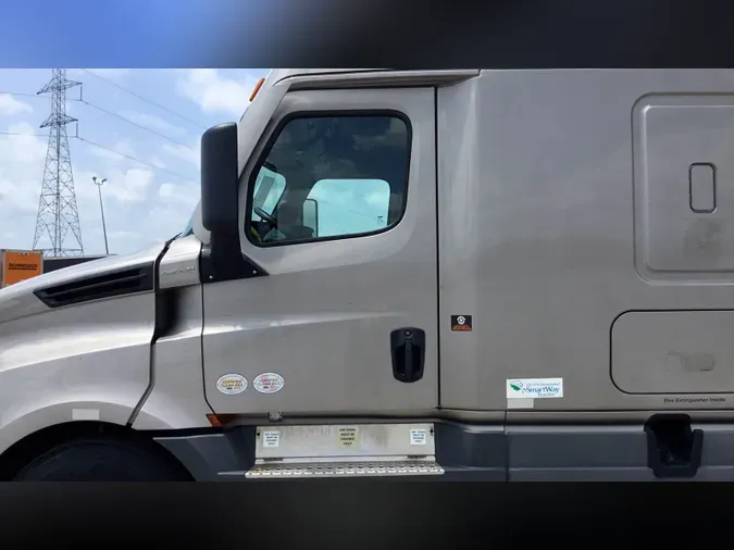 2025 Freightliner Cascadia 126789f33cfabd5cb8c4e8a946b1b6a55ac