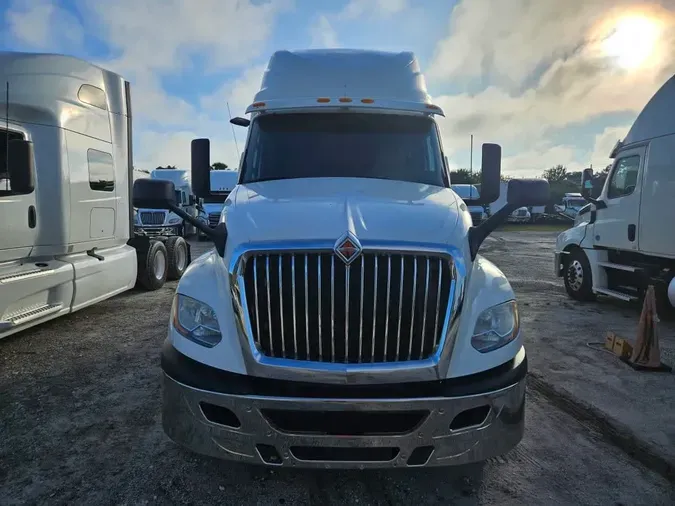 2020 NAVISTAR INTERNATIONAL LT625 SLPR CAB