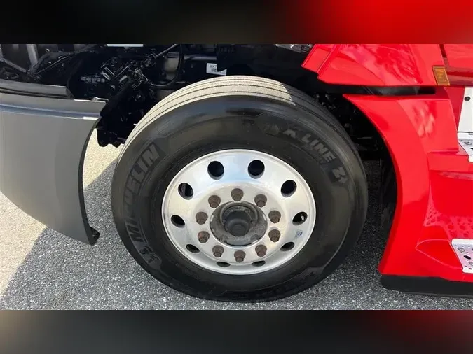 2022 FREIGHTLINER CA126