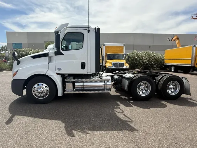 2022 Freightliner Cascadia