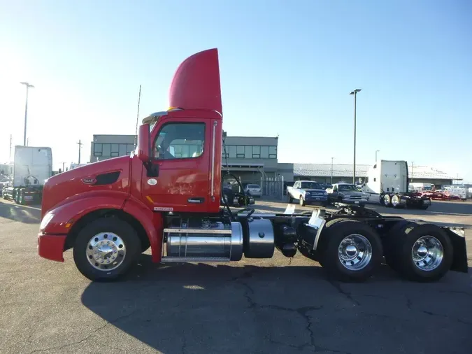 2020 Peterbilt 57978afdedf848ec27e87635f4e576a7421