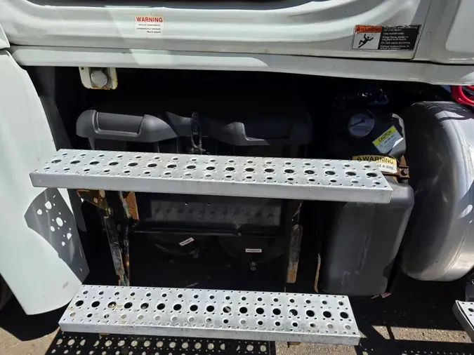 2019 FREIGHTLINER/MERCEDES CASCADIA 125