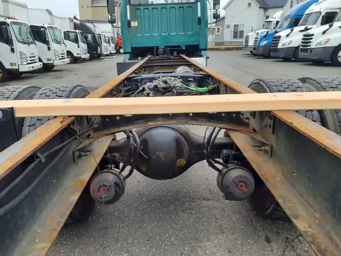 2020 FREIGHTLINER/MERCEDES M2 106