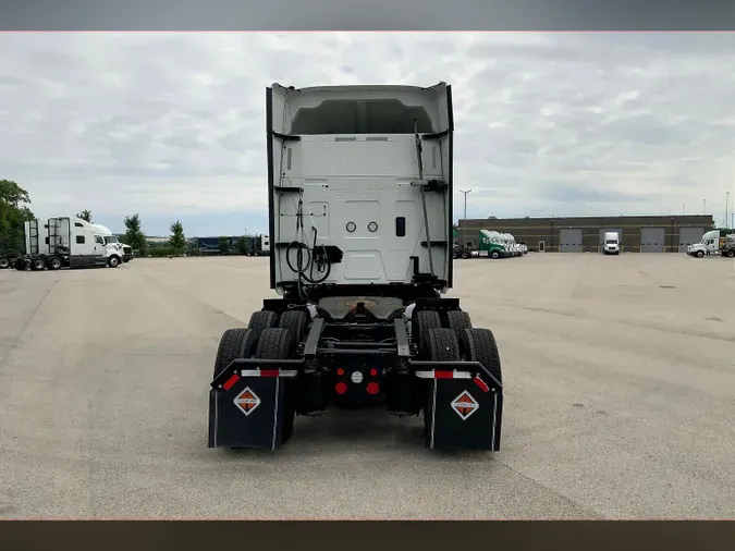 2021 INT LT625 6x4