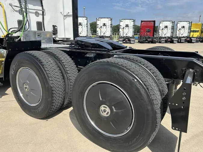 2021 Kenworth T680