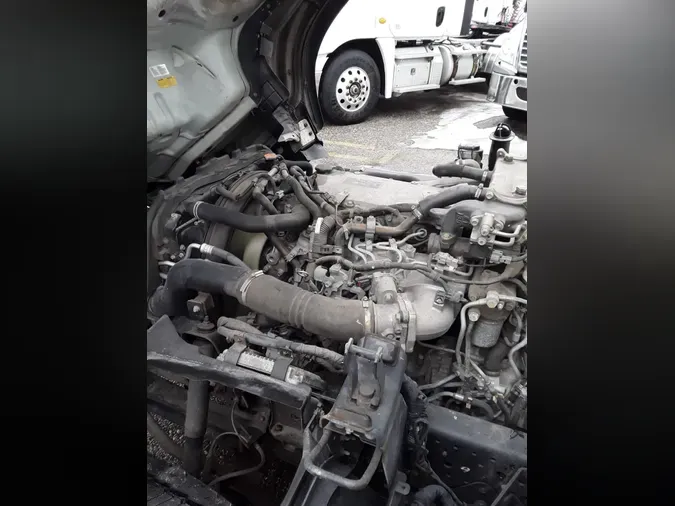 2019 ISUZU NPR HD