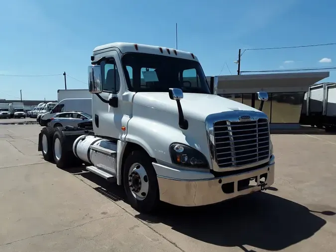 2020 FREIGHTLINER CASCADIA 125