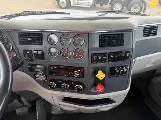 2021 Peterbilt 56778beff74bc25590b425e0e38571ae352