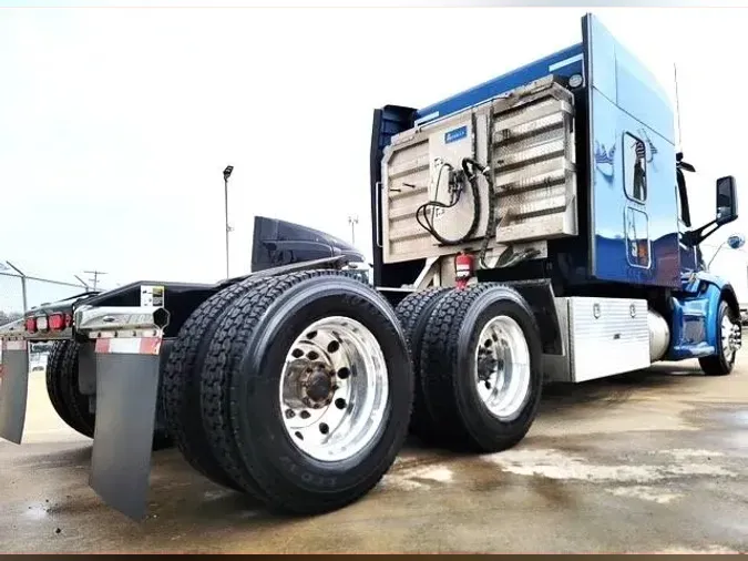 2022 Peterbilt 579