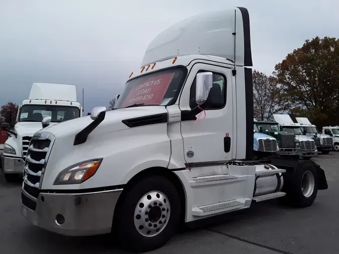 2020 FREIGHTLINER/MERCEDES NEW CASCADIA 12678c35d4e0dc5e9015432a2229160ee23