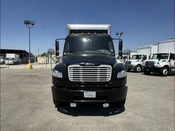 2022 Freightliner Business Class M2 106