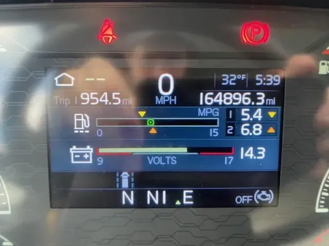 2023 Volvo VNR64T400