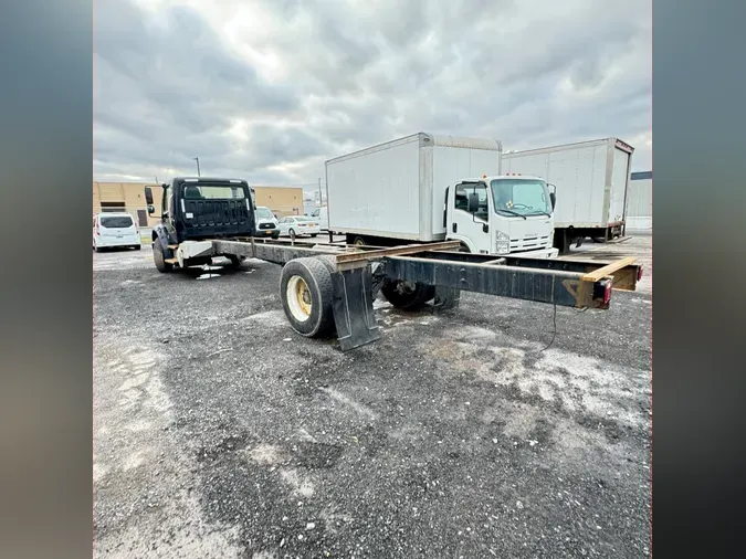 2020 FREIGHTLINER/MERCEDES M2 106