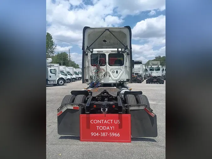 2018 FREIGHTLINER CASCADIA 113