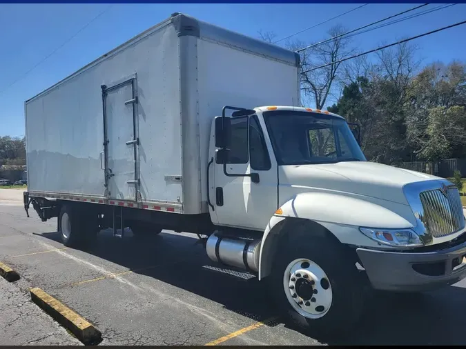 2018 NAVISTAR INTERNATIONAL 4300