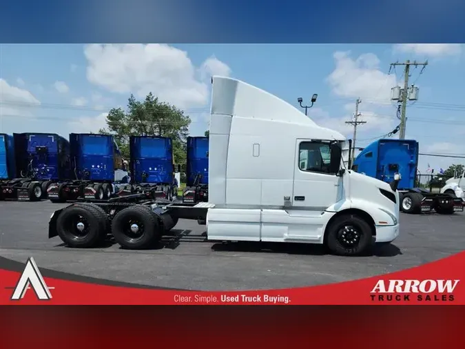 2020 VOLVO VNL640