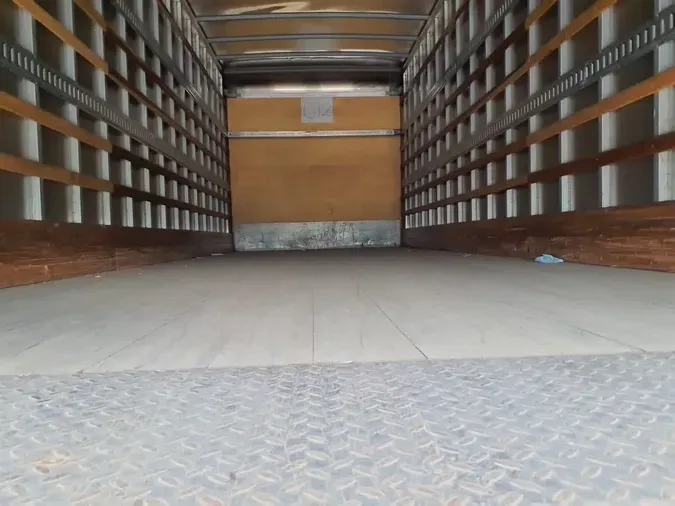 2020 FREIGHTLINER M2 106