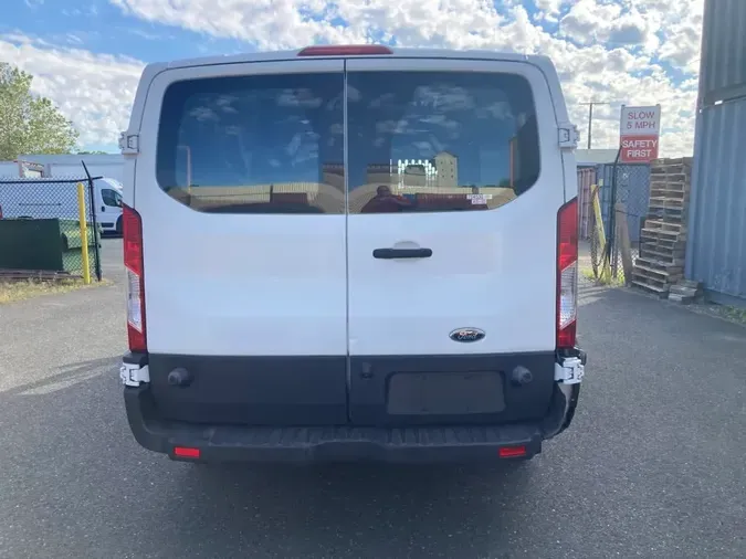 2017 FORD MOTOR COMPANY TRANSIT 350 LOW ROOF