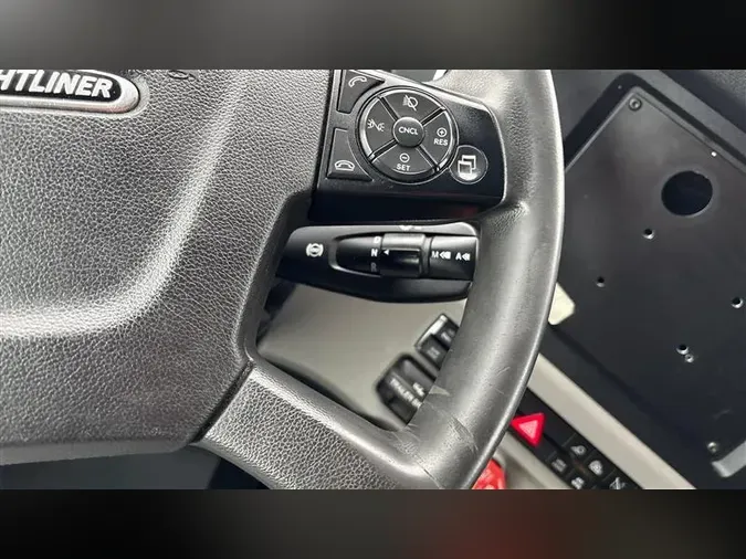 2021 FREIGHTLINER CA12678d5825a095f8df2b95842b3f67e852b