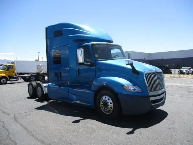 2021 NAVISTAR INTERNATIONAL LT625 SLPR CAB