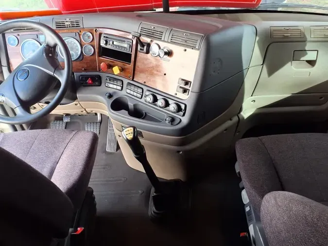 2017 FREIGHTLINER/MERCEDES CASCADIA 125