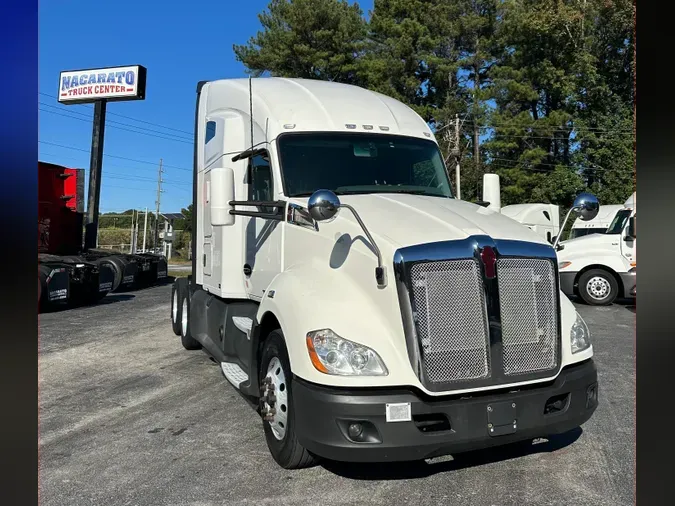 2019 KENWORTH T68078db06668daf47ad36e99b9709cc424f