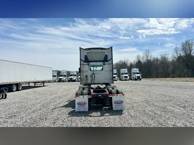 2018 Volvo VNL300