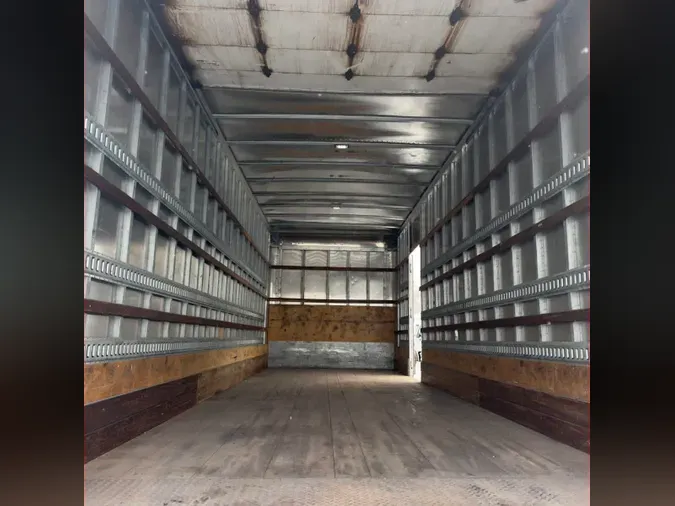 2019 FREIGHTLINER/MERCEDES M2 106