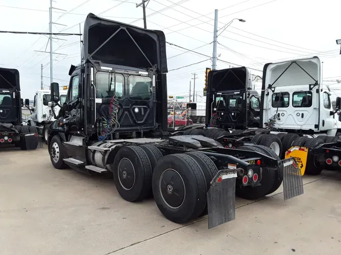 2019 FREIGHTLINER/MERCEDES CASCADIA 125