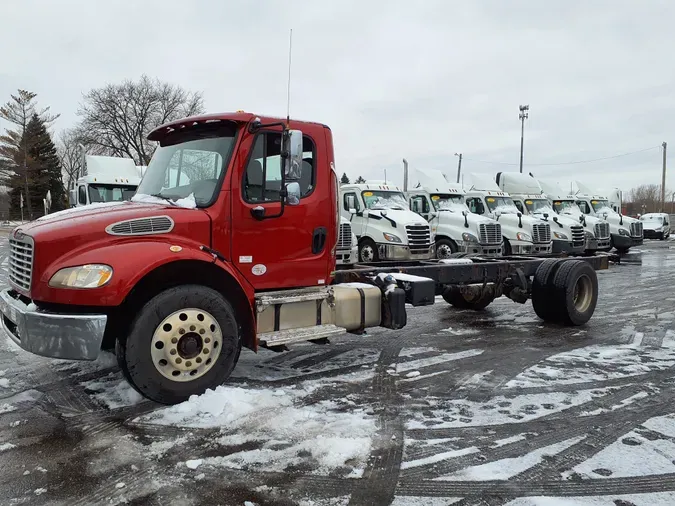 2018 FREIGHTLINER/MERCEDES M2 10678e1e57d30c054555520486a4c06bdce