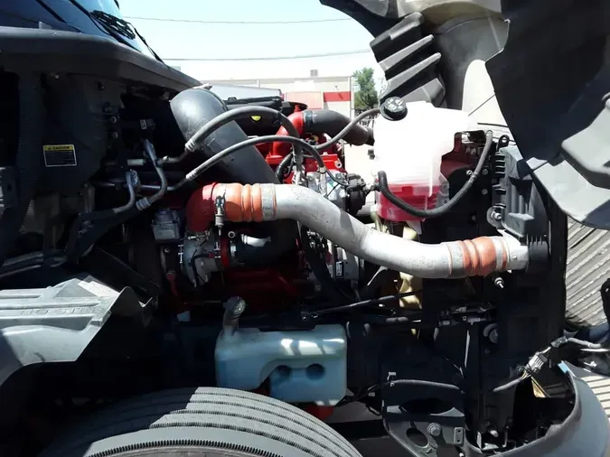 2019 NAVISTAR INTERNATIONAL LT625 SLPR CAB